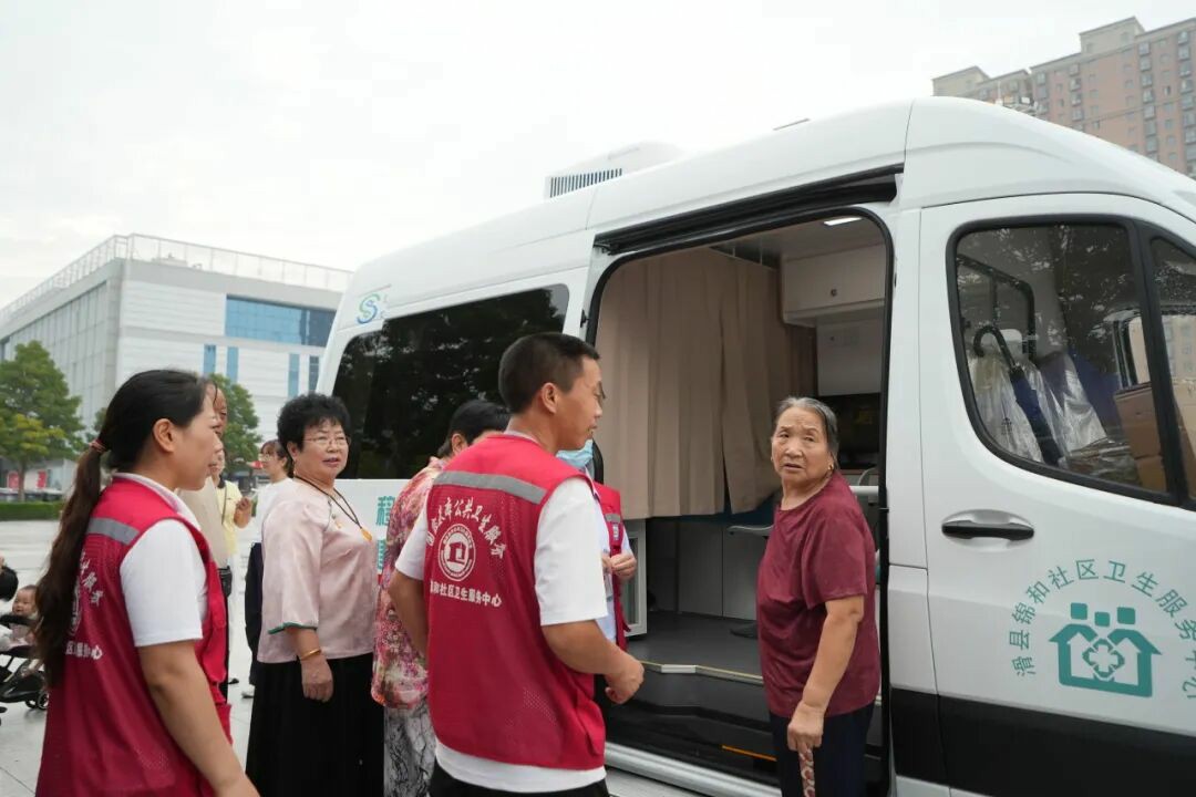 幸运彩多形态巡回医疗车，助力常态化巡回医疗机制建立